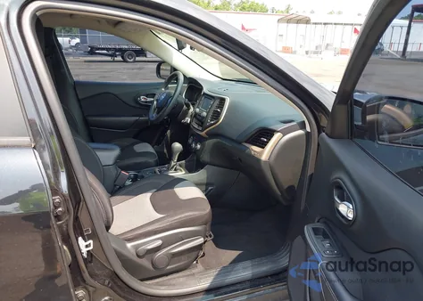 2015 Jeep Cherokee Sport z USA, uszkodzony, nr VIN 1C4PJLAB0FW546980